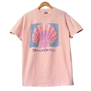 90's Newport Oregan Seashell Single Stitch Puff Print Tee